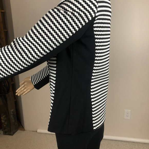 👛 (ANY 2/$20) TRISISTO Femme Brand Stretchy Black & White Jacket Big Buttons S… - Picture 8 of 12